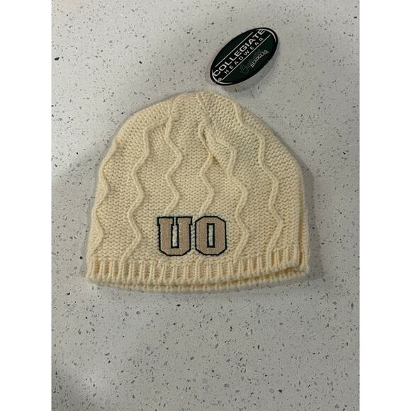 University of Oregon Beanie 100% Wool Hat Bogin Cable Knit - Picture 1 of 2